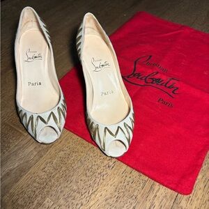 Christian Louboutin Cream and Gold Heels Authentic